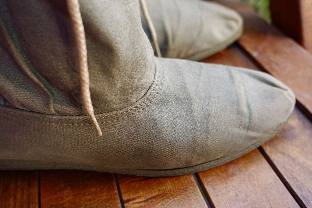 1980's Gray Suede Drawstring Boots