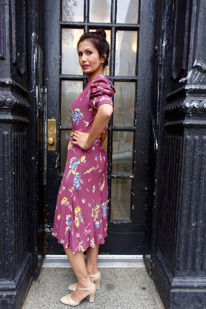 1940's Mauve Floral Rayon Dress - SOLD – Nomad Vintage